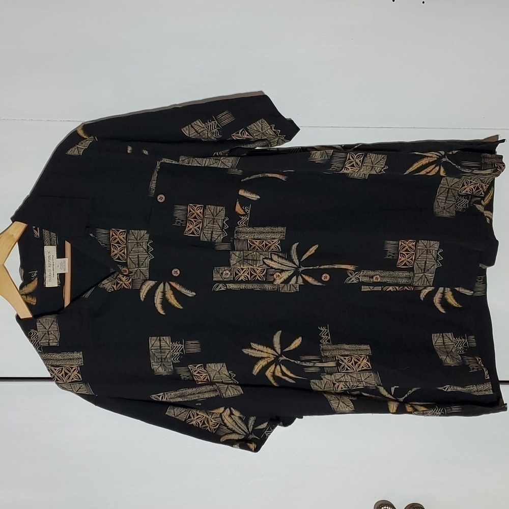 Island Republic- Black Novelty Print Palm Trees Silk Button down Shirt Sz.XL